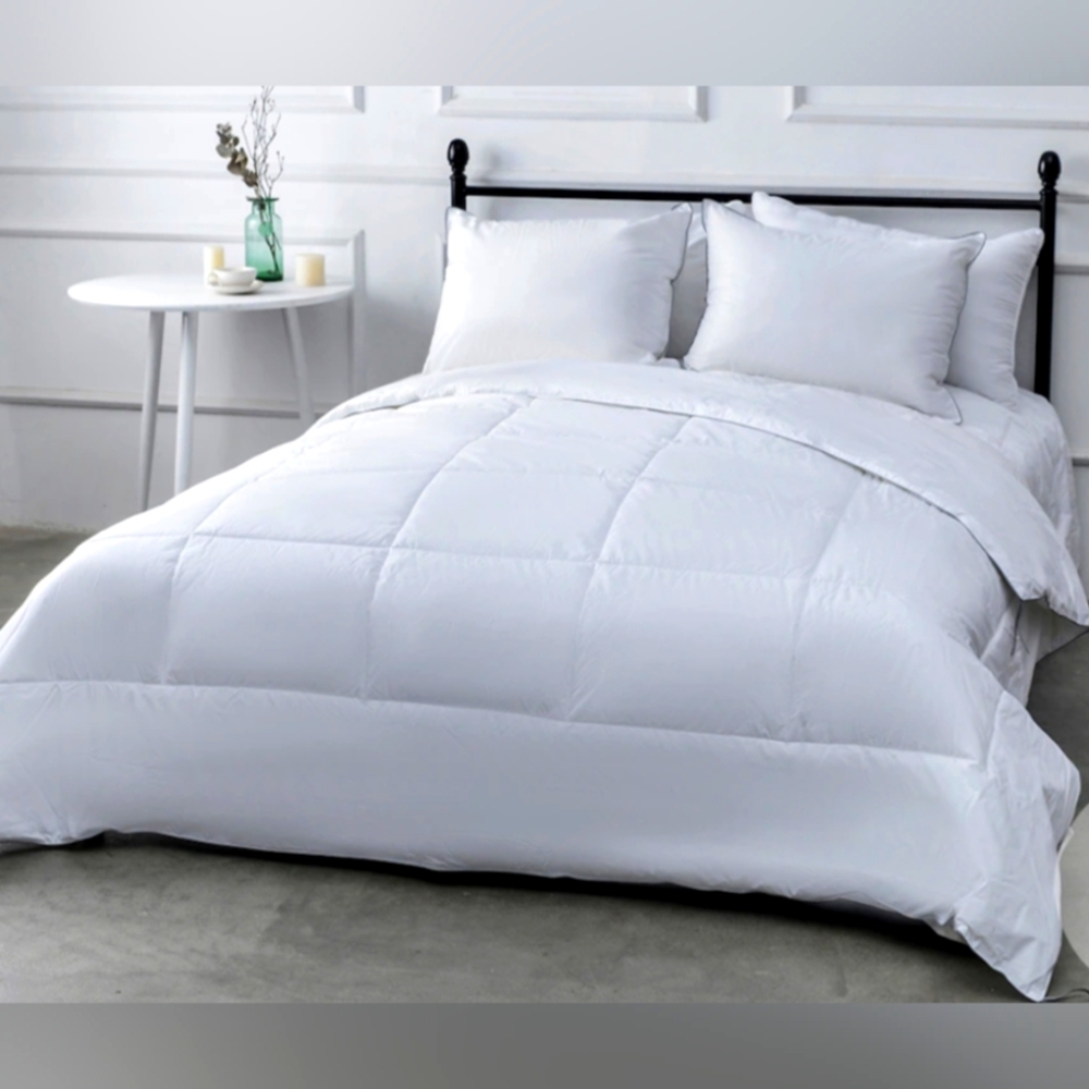 Home Suite Queen Size duvet - BNWT